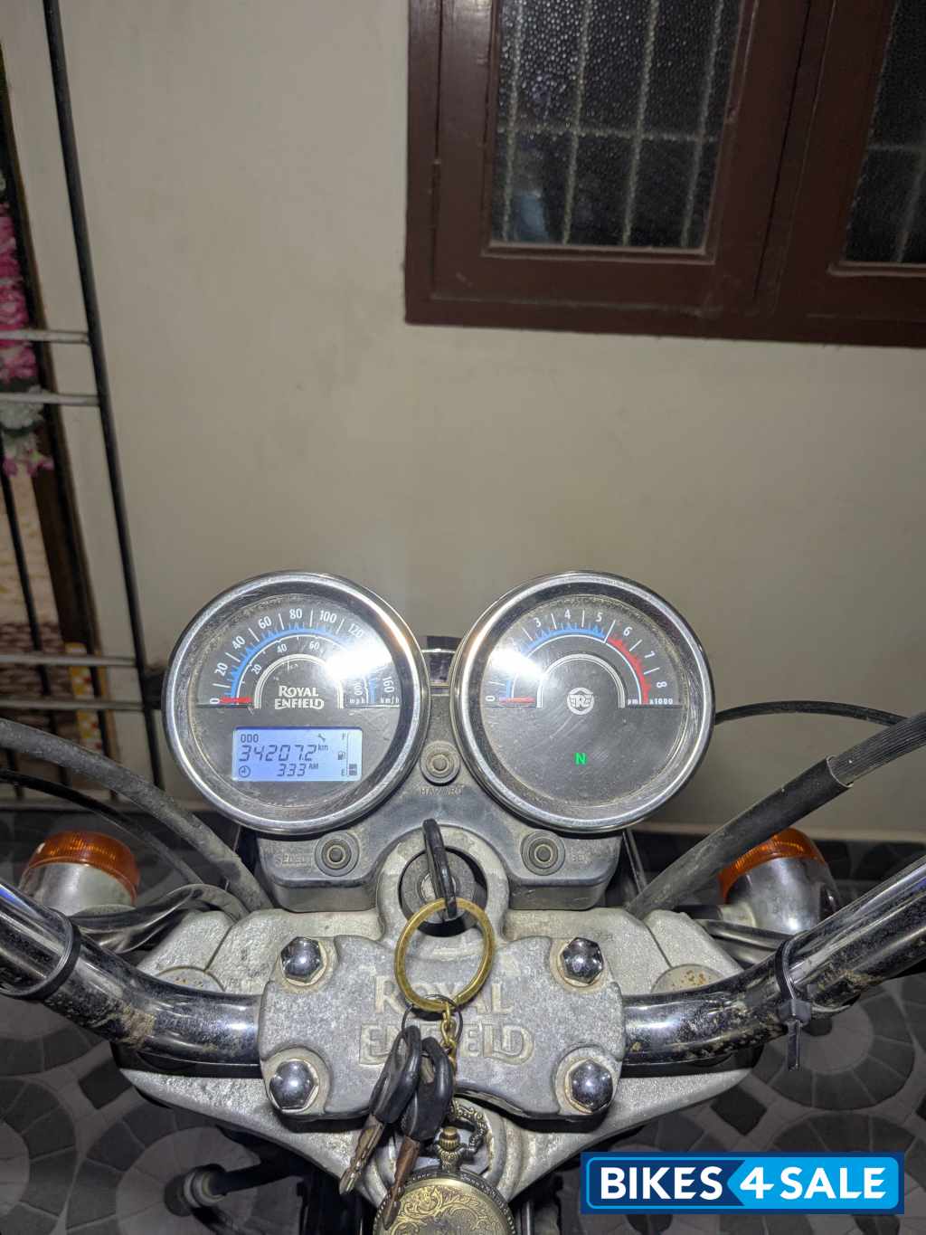 Lightening Green Royal Enfield Thunderbird 500