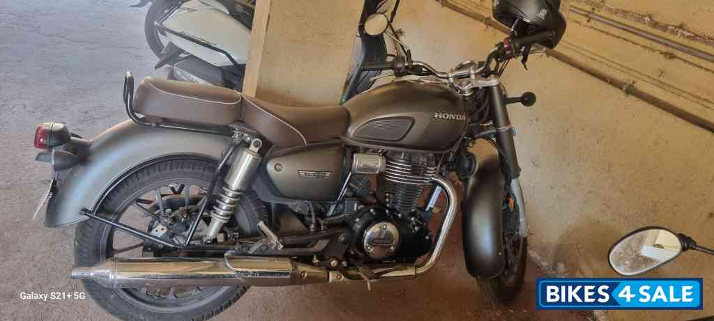 Honda CB350 DLX Pro Honda CB350 DLX Pro