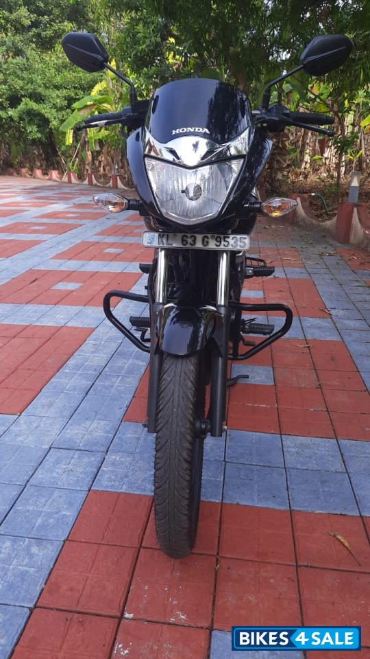 Black Honda Unicorn 160 BS6