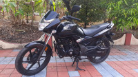 Black Honda Unicorn 160 BS6