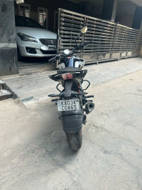 White KTM Duke 250 2020