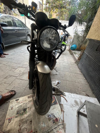 Jet Black Triumph Speed Twin 1200