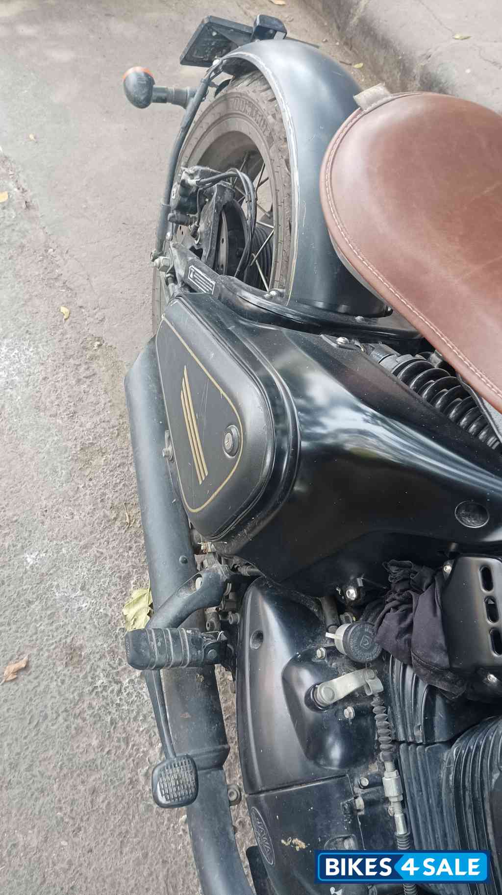 Black Jawa Perak BS6