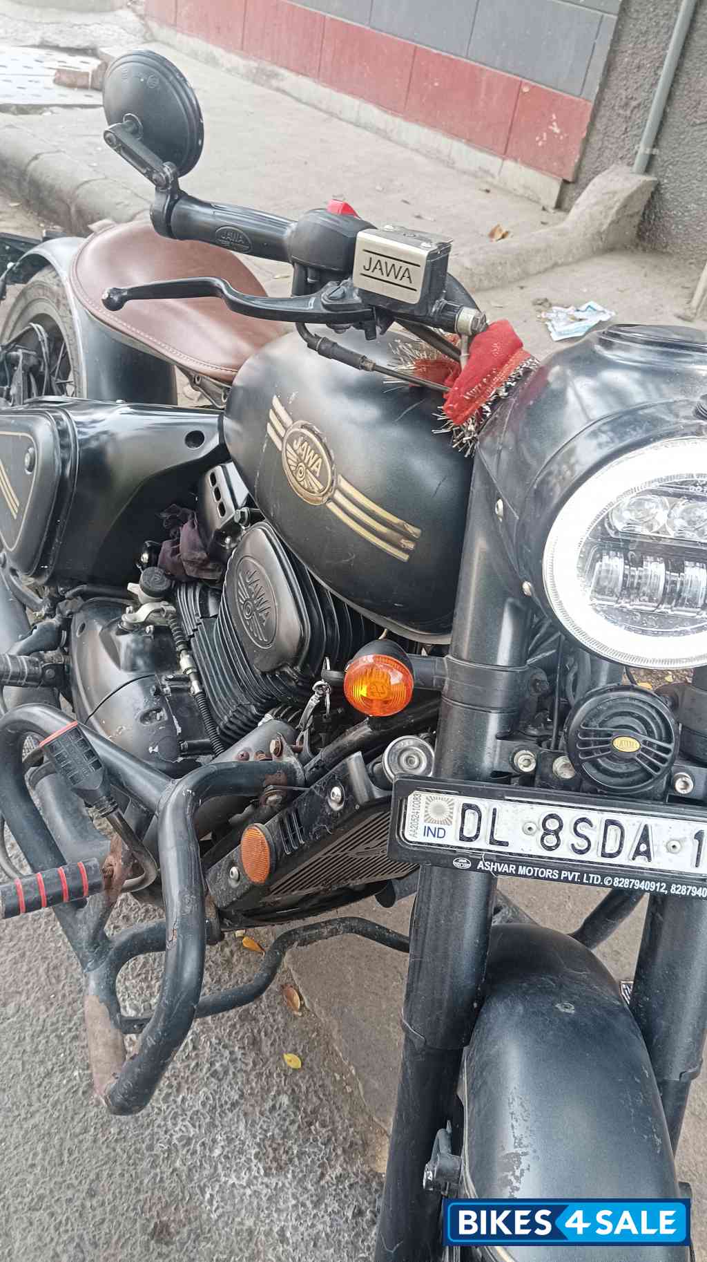 Black Jawa Perak BS6