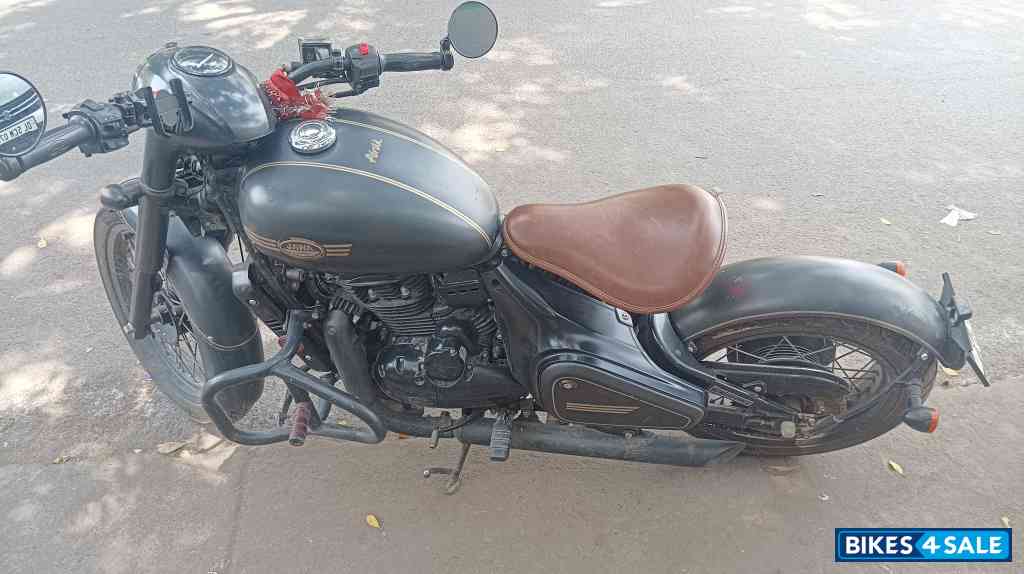 Black Jawa Perak BS6