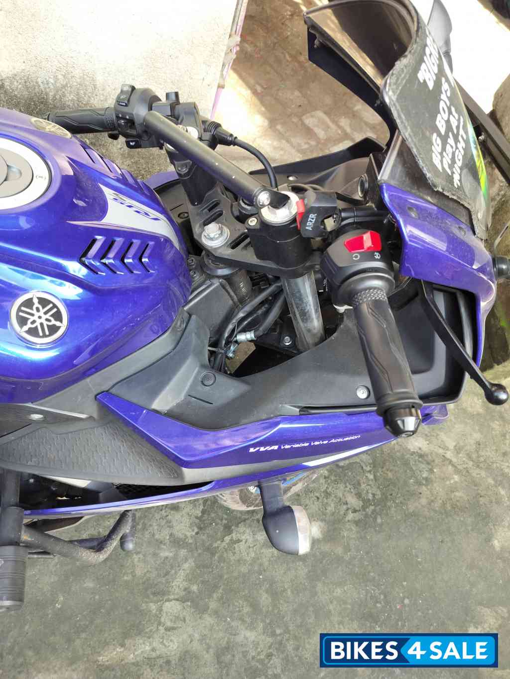 Yamaha YZF R25