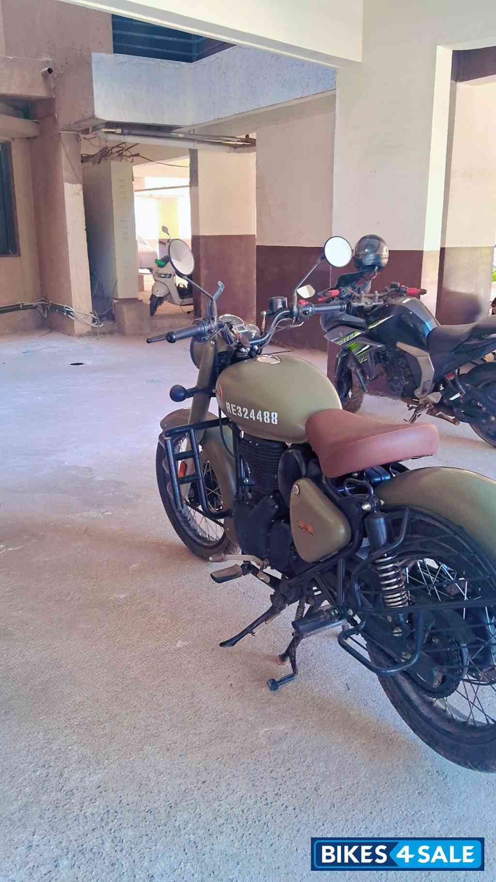 Royal Enfield Classic 350 Single Channel BS6