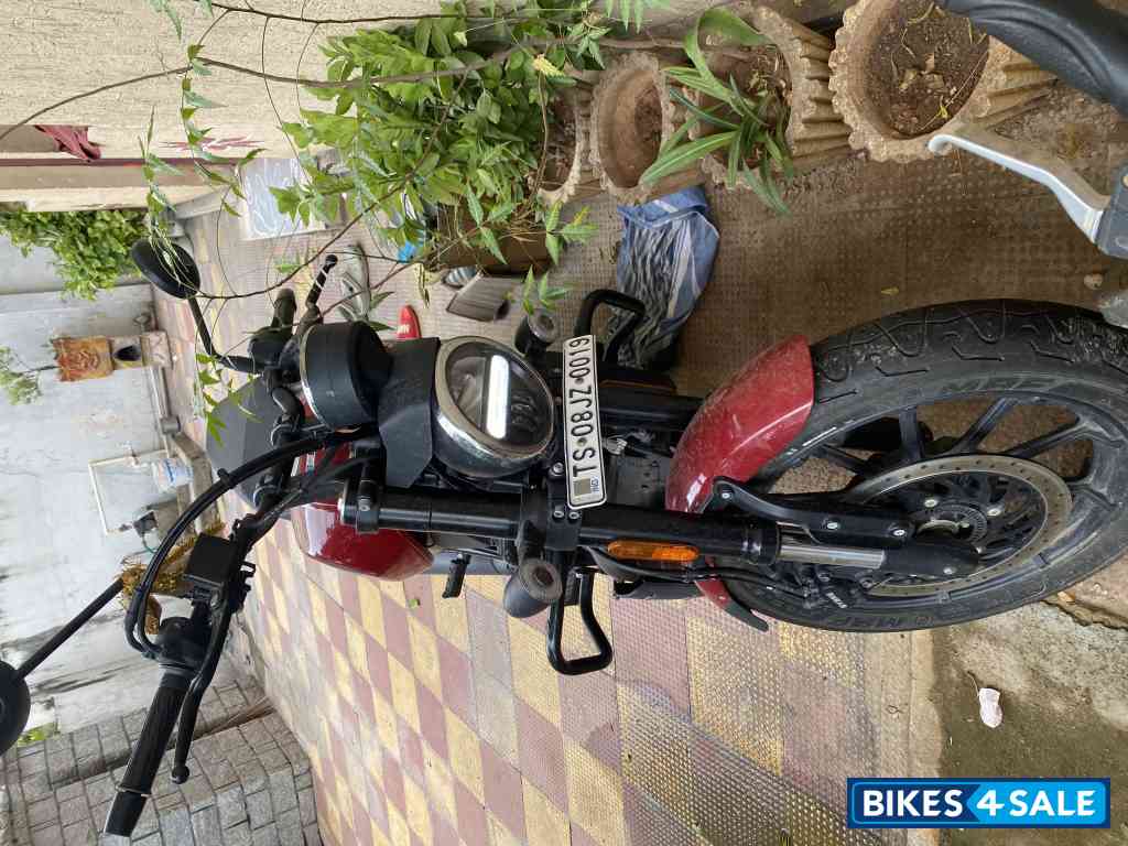 Thick Red Harley Davidson X440 Vivid