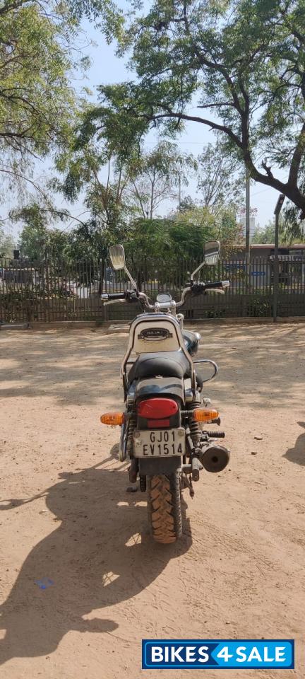 Bajaj Avenger 220 DTS-i