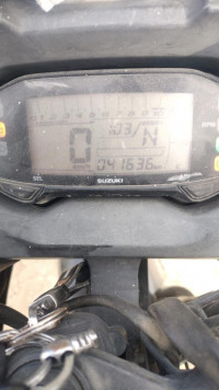 Black Suzuki Gixxer SF