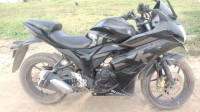 Black Suzuki Gixxer SF