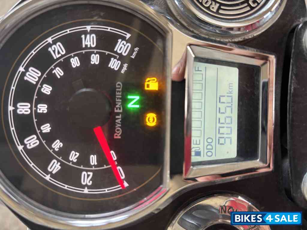 Matt Black Royal Enfield Classic Stealth Black