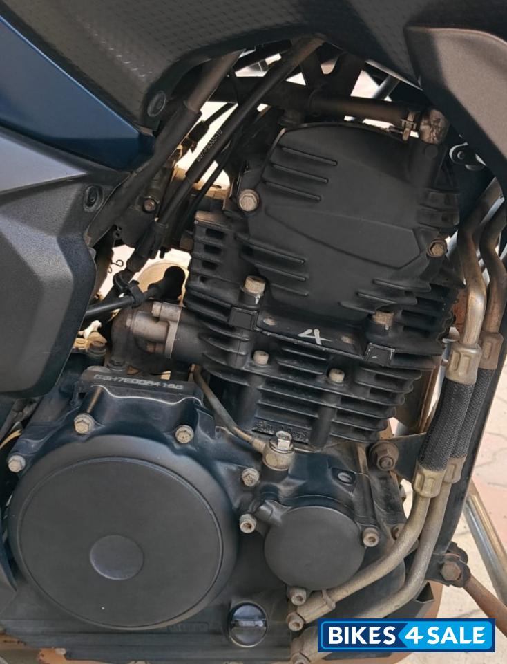 Mat Dark Purplish Blue Yamaha FZ25