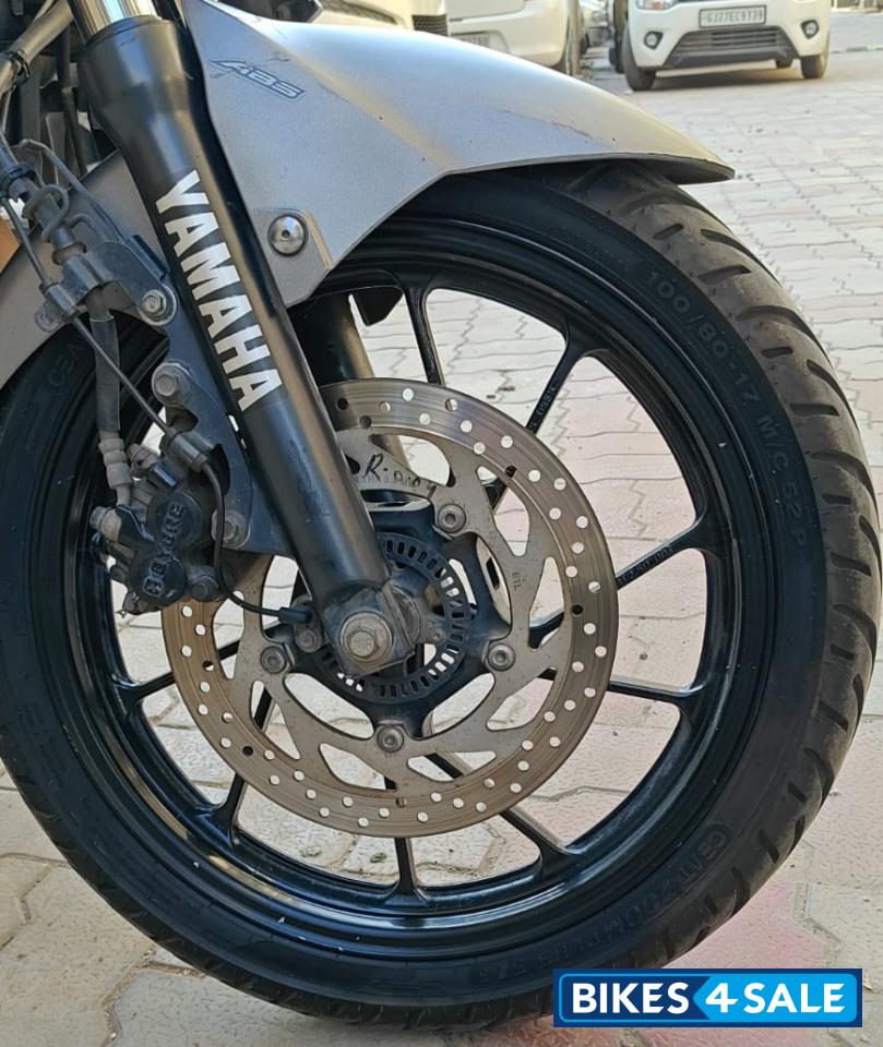 Mat Dark Purplish Blue Yamaha FZ25