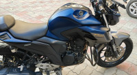 Mat Dark Purplish Blue Yamaha FZ25