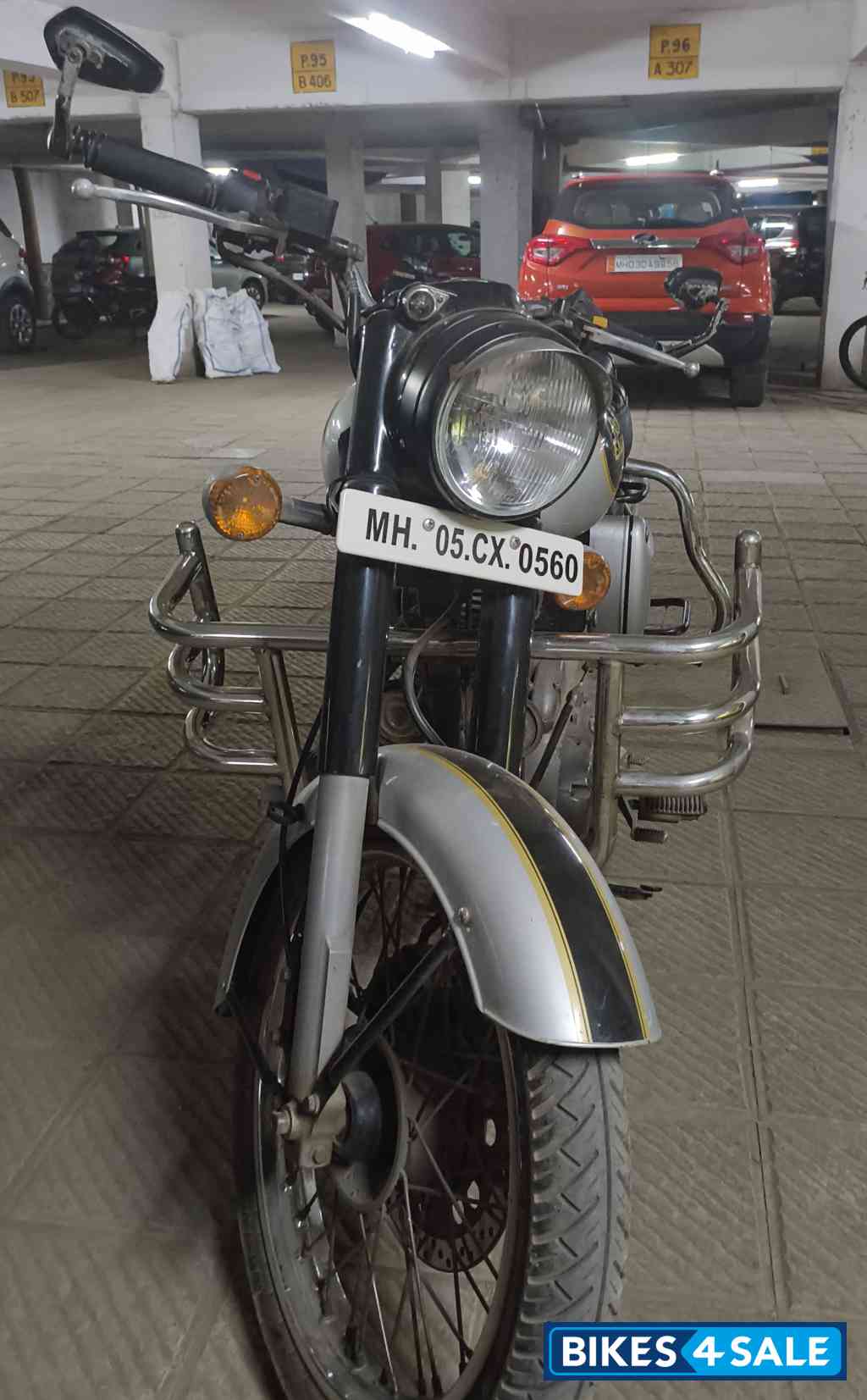 Silver Royal Enfield Classic 500