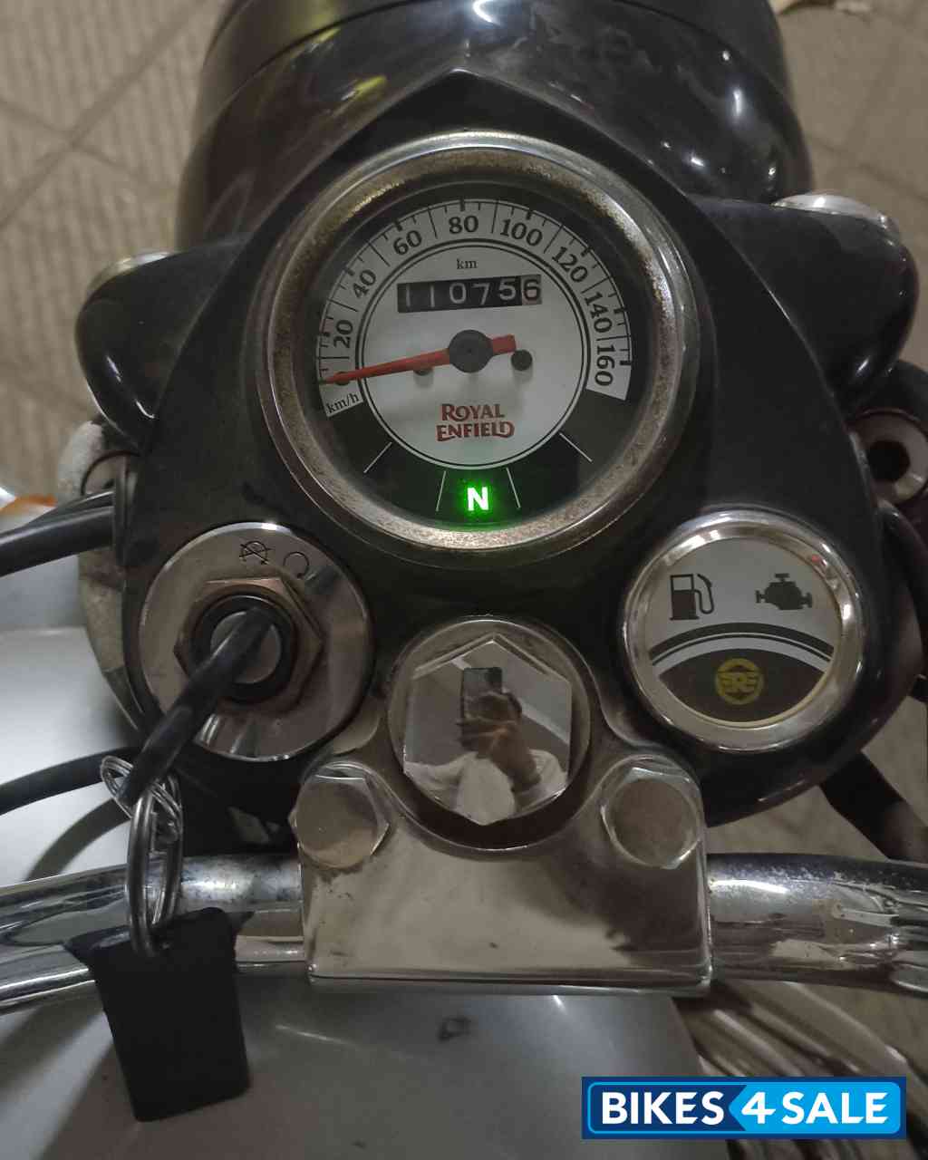 Silver Royal Enfield Classic 500