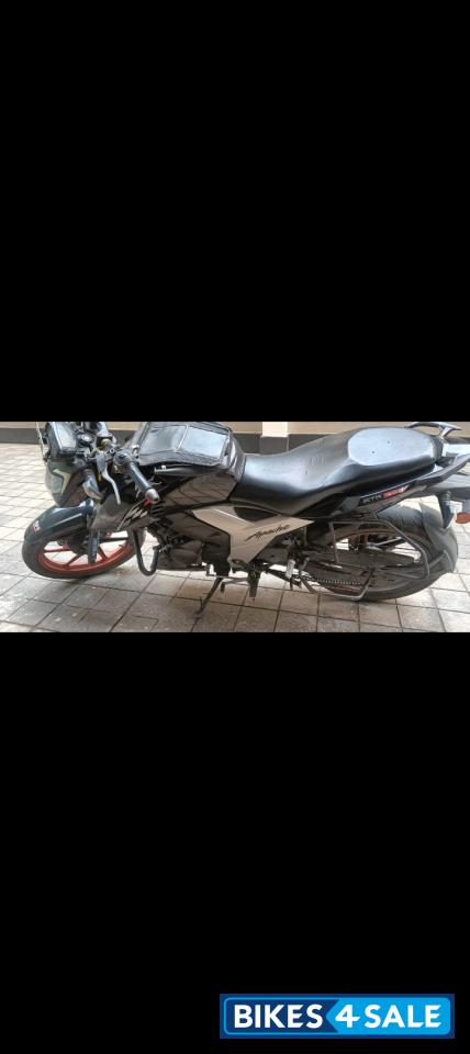 TVS Apache RTR 160 4V BS6