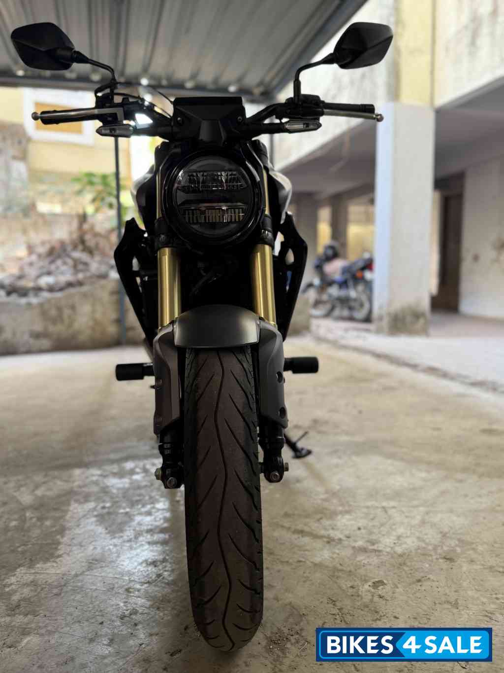 Matte Massive Grey Metallic Honda CB300R