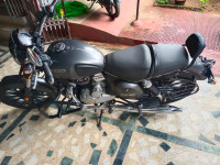 Yezdi Roadster Dual Tone