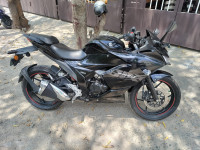 Black Suzuki Gixxer SF BS6