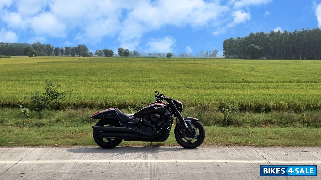 Suzuki Intruder M1800R BOSS