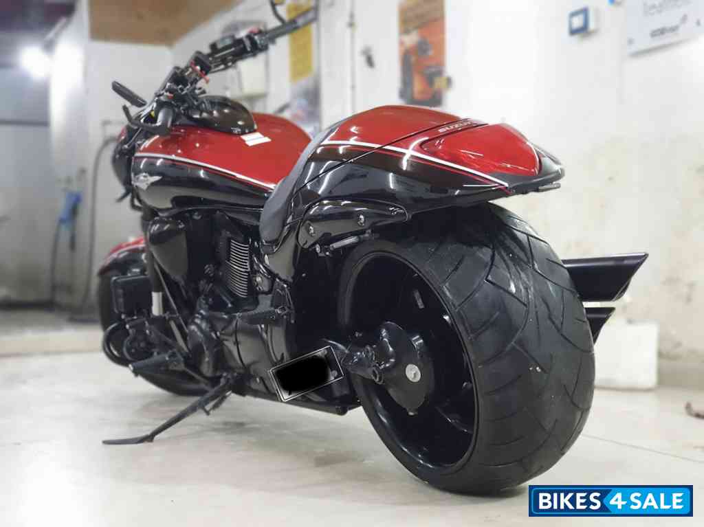 Suzuki Intruder M1800R BOSS