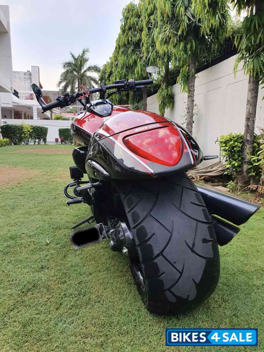 Suzuki Intruder M1800R BOSS