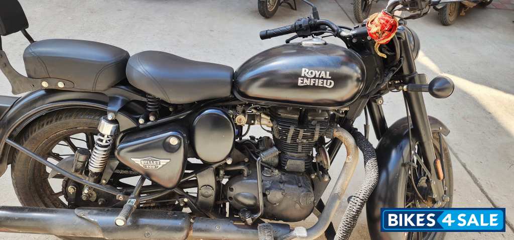 Royal Enfield Classic 500