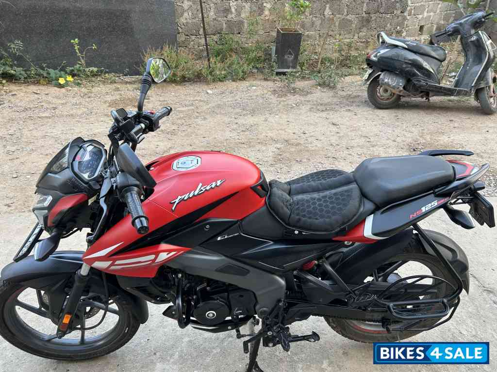 Burnt Red Bajaj Pulsar NS125 BS6