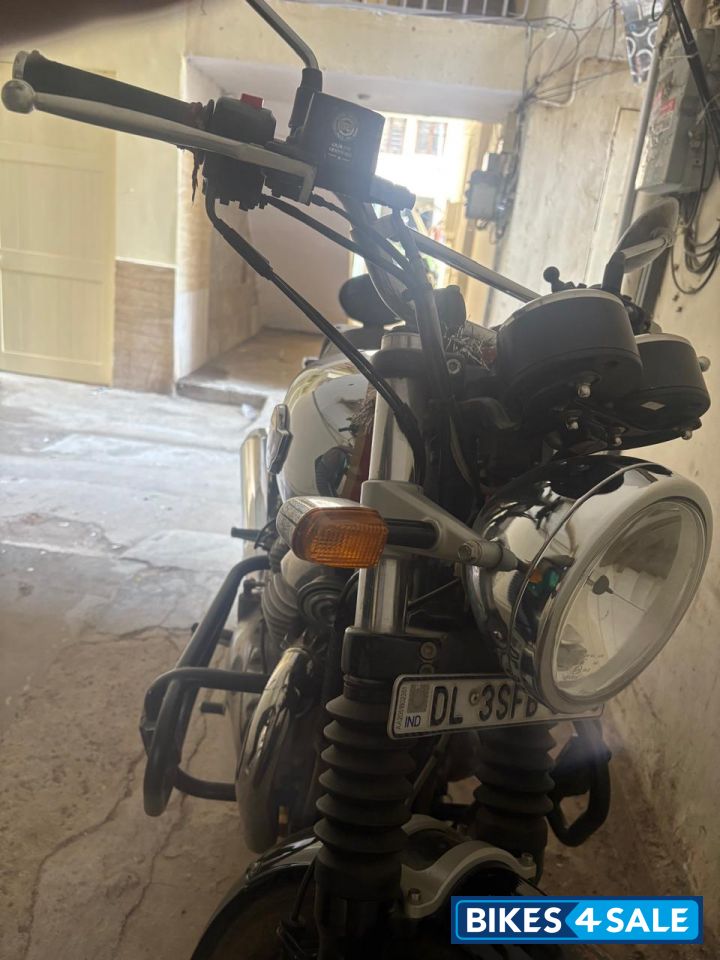 Royal Enfield Interceptor 650 Twin