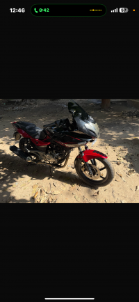 Bajaj Pulsar 220F