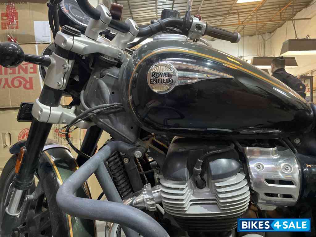 Interstellar Green Royal Enfield Super Meteor 650 Interstellar Green Royal Enfield Super Meteor 650