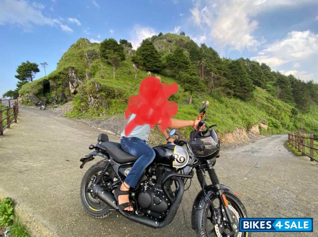 Royal Enfield Hunter 350 Metro