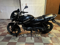 Black Bajaj Pulsar 150 Twin Disc