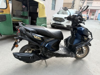 Yamaha Cygnus Ray ZR