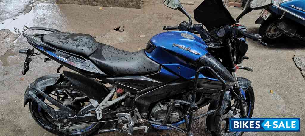 Blue & Black Bajaj Pulsar NS 160