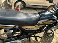 Black Honda CD 110 Dream Deluxe BS6