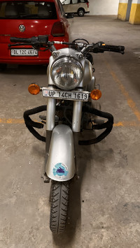 Silver Royal Enfield Classic 350