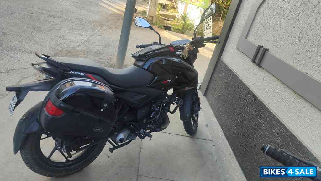 Bajaj Pulsar N150