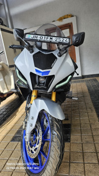 Yamaha R15M