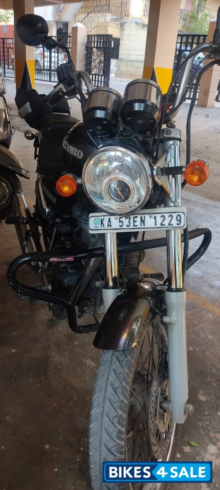 Royal Enfield Thunderbird Royal Enfield Thunderbird