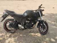 Black Yamaha FZ-S FI V2