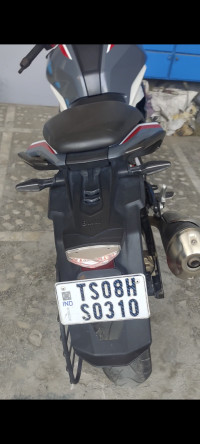 Limestone Metallic BMW G 310 R