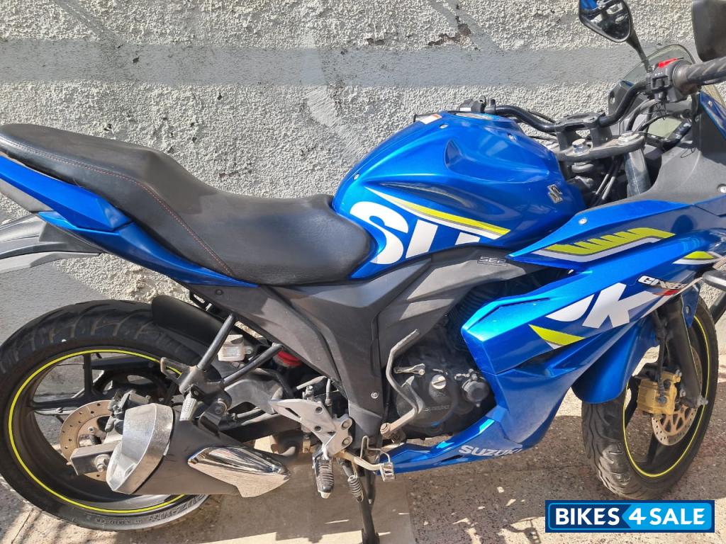 Suzuki Gixxer SF
