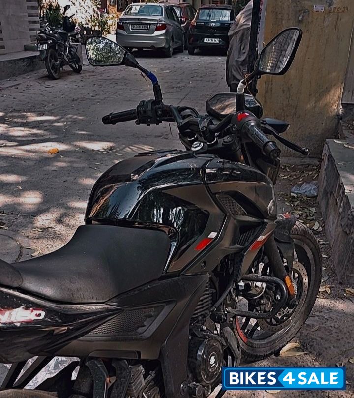Bajaj Pulsar N160 Dual Channel ABS