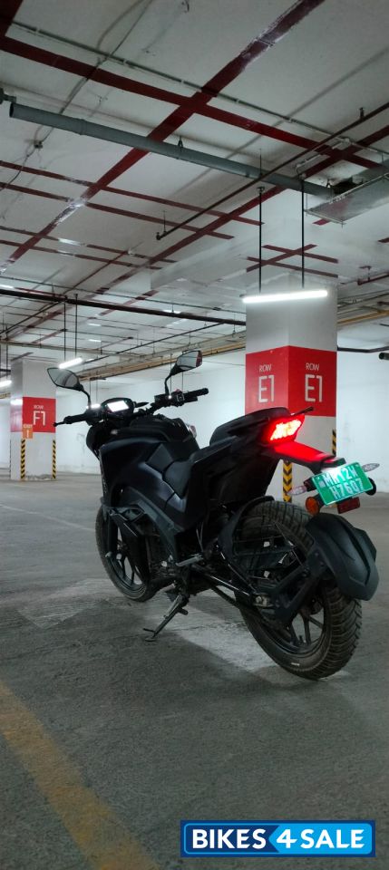 Jet Black Tork Kratos R