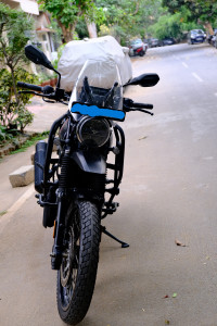 Yezdi Adventure Gloss