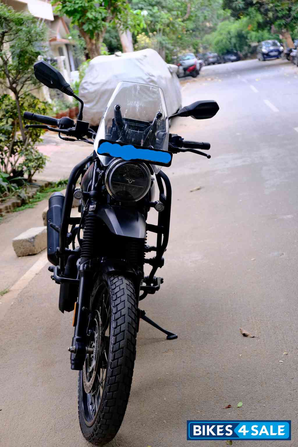 Yezdi Adventure Gloss