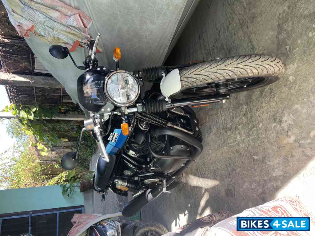 Slipstream Blue Royal Enfield 2023 Continental GT 650